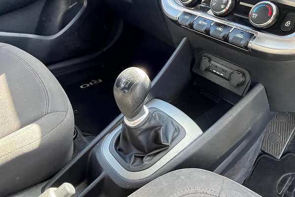 2012 Kia Rio S UB