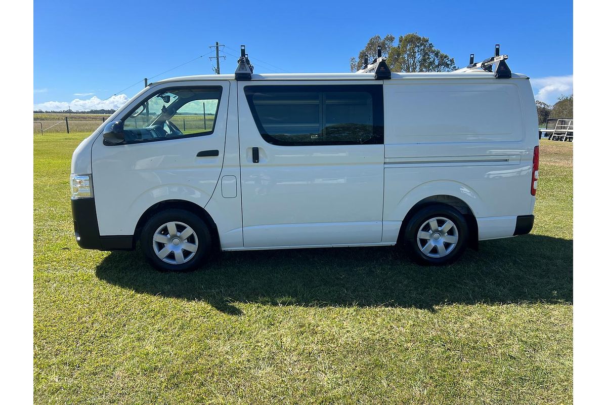 2017 Toyota Hiace KDH201R LWB