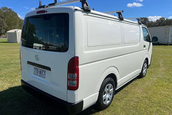 2017 Toyota Hiace KDH201R LWB