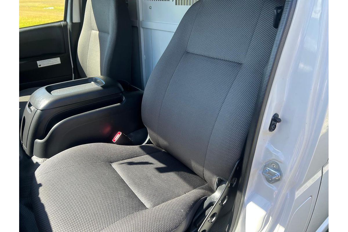 2017 Toyota Hiace KDH201R LWB