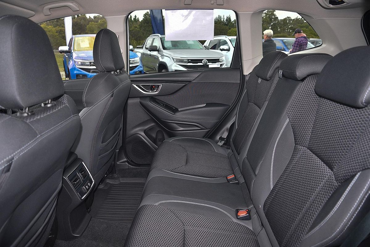 2020 Subaru Forester 2.5i Premium S5