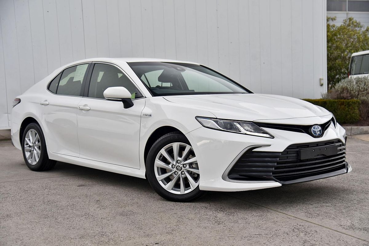 2024 Toyota Camry Ascent AXVH70R