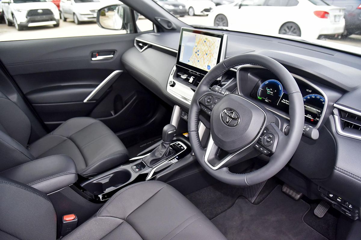2025 Toyota Corolla Cross Atmos MXGH15R