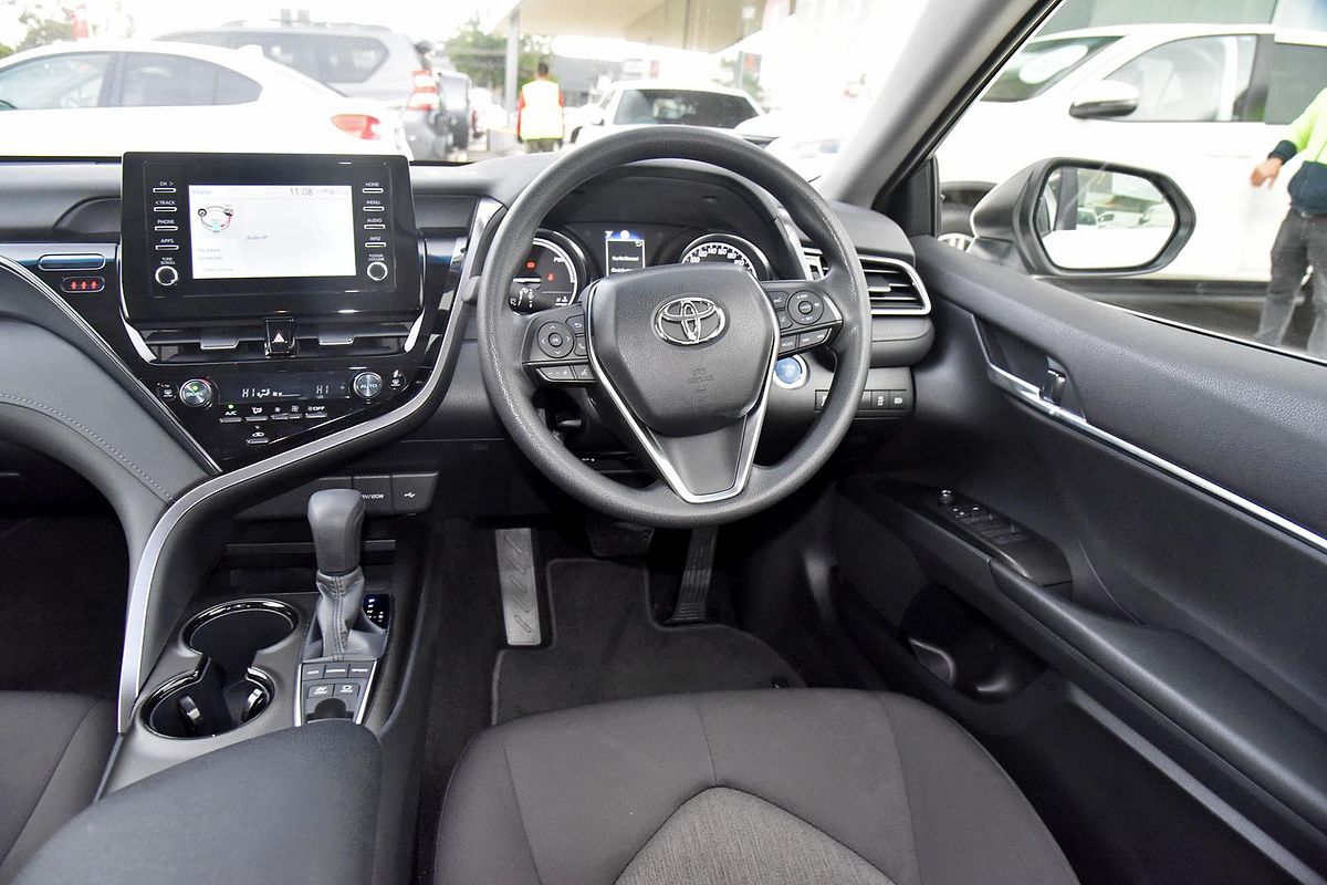 2024 Toyota Camry Ascent AXVH70R