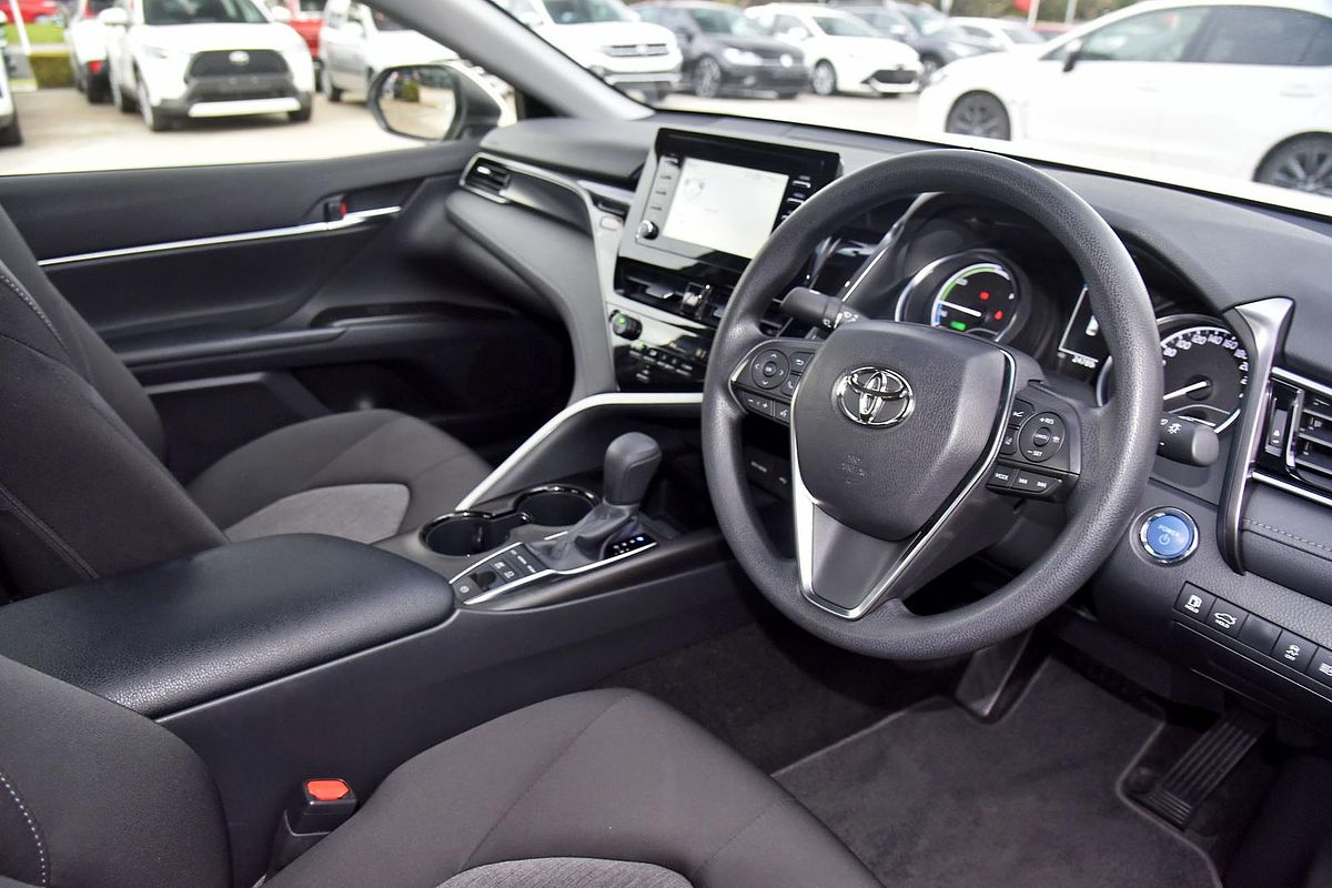 2024 Toyota Camry Ascent AXVH70R