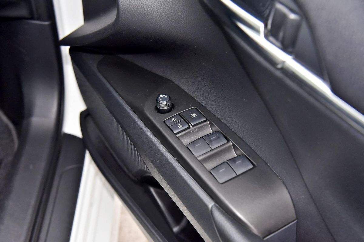 2024 Toyota Camry Ascent AXVH70R