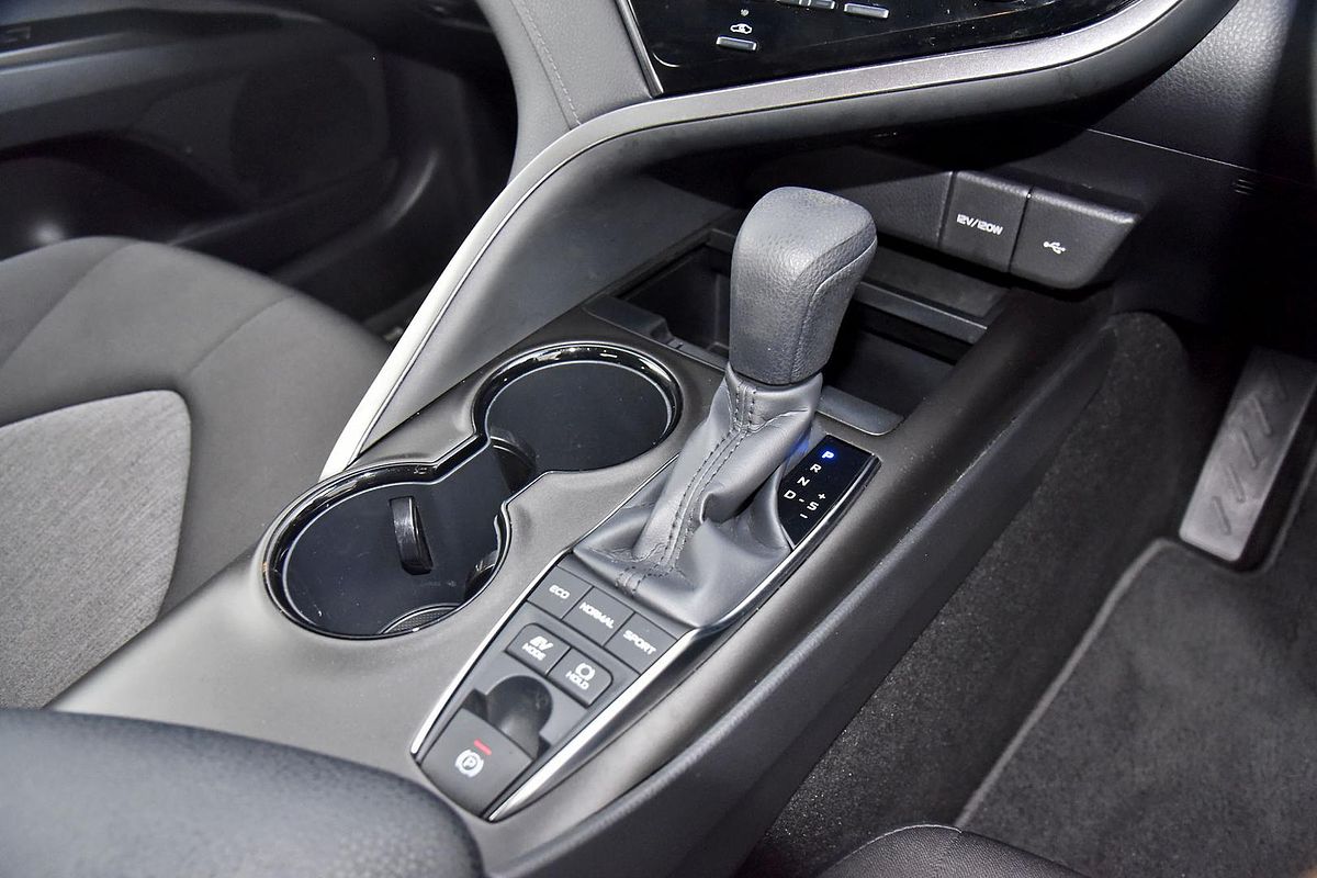 2024 Toyota Camry Ascent AXVH70R