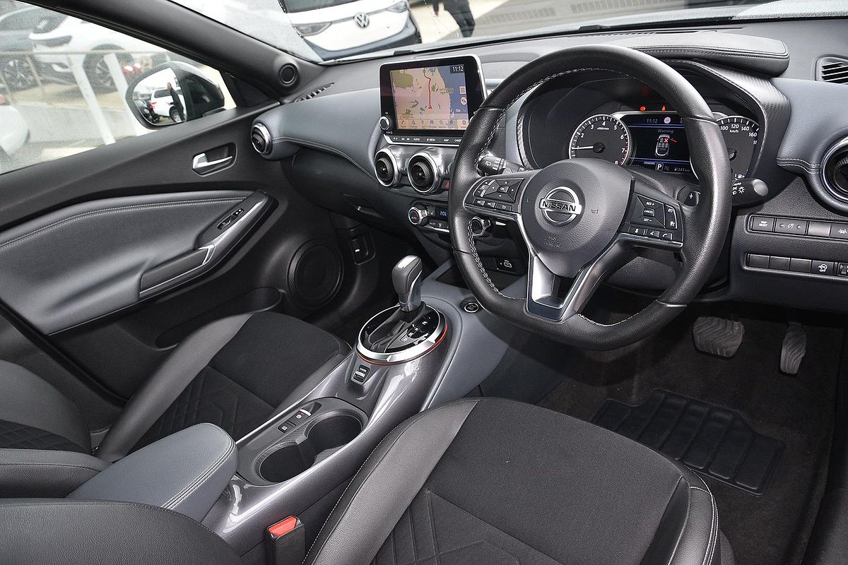 2021 Nissan JUKE ST-L F16