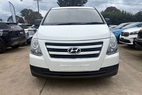 2017 Hyundai iLoad TQ3-V Series II