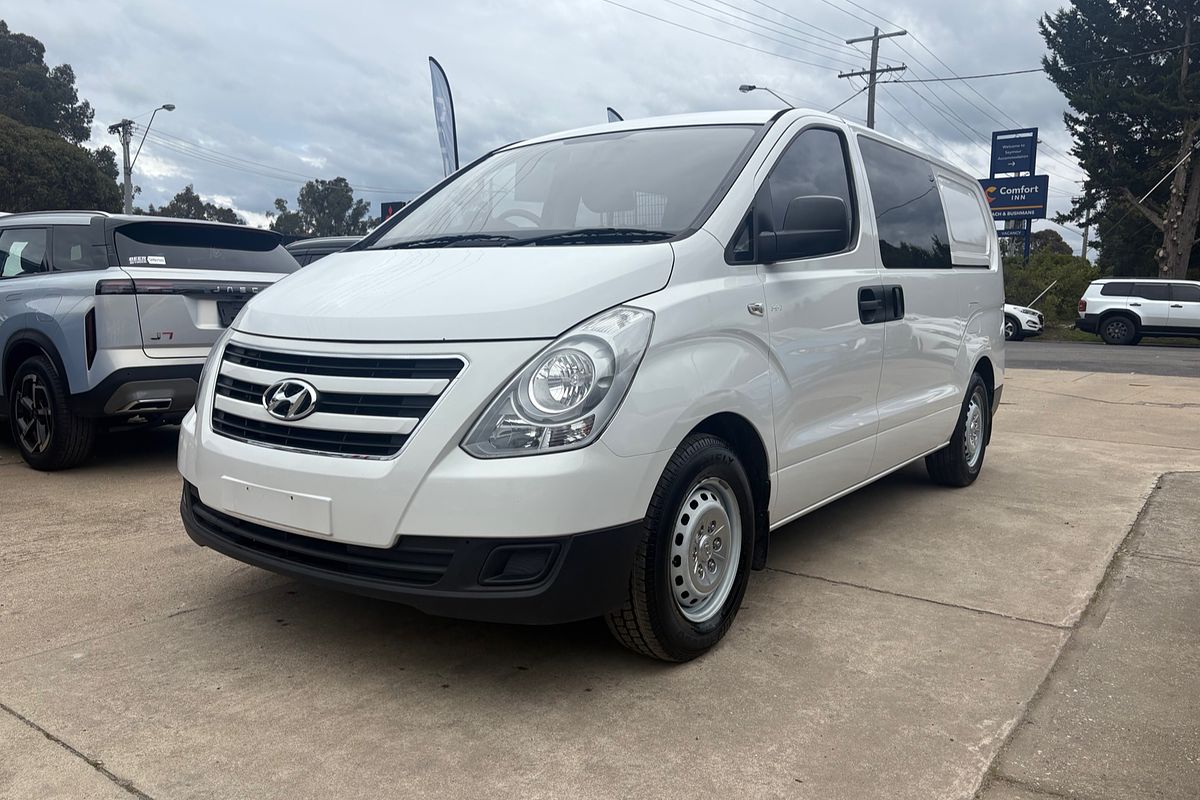 2017 Hyundai iLoad TQ3-V Series II