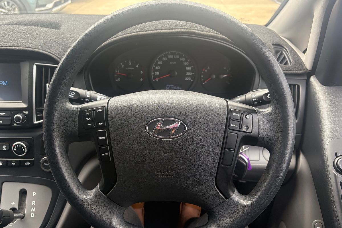 2017 Hyundai iLoad TQ3-V Series II