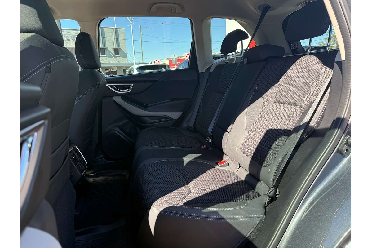 2022 Subaru Forester 2.5i S5