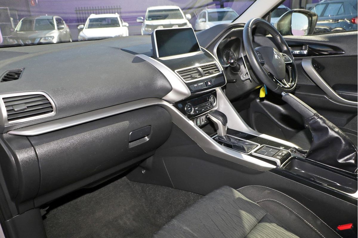 2020 Mitsubishi Eclipse Cross ES YA
