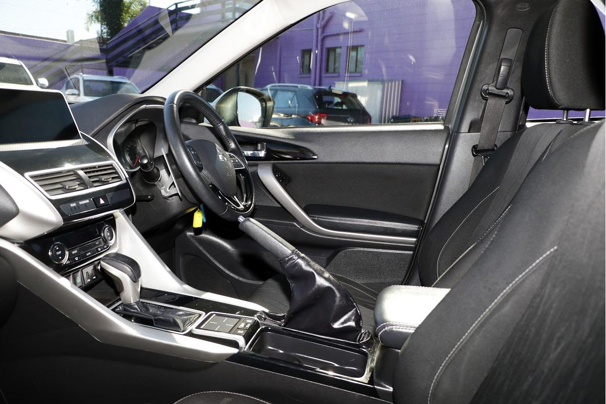 2020 Mitsubishi Eclipse Cross ES YA