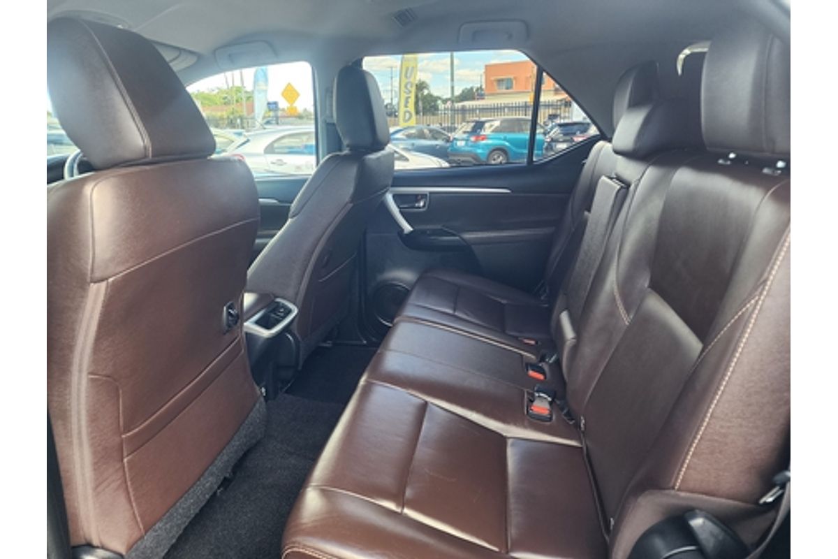 2016 Toyota Fortuner Crusade GUN156R