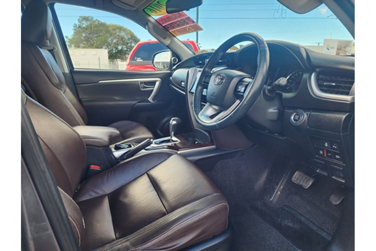 2016 Toyota Fortuner Crusade GUN156R
