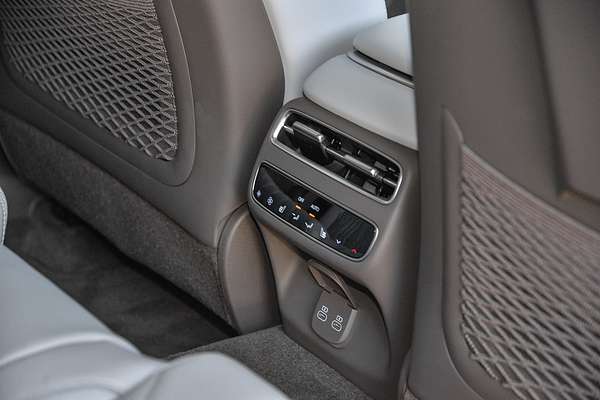 2024 Genesis GV70 2.5T SIGNATURE JK.V3