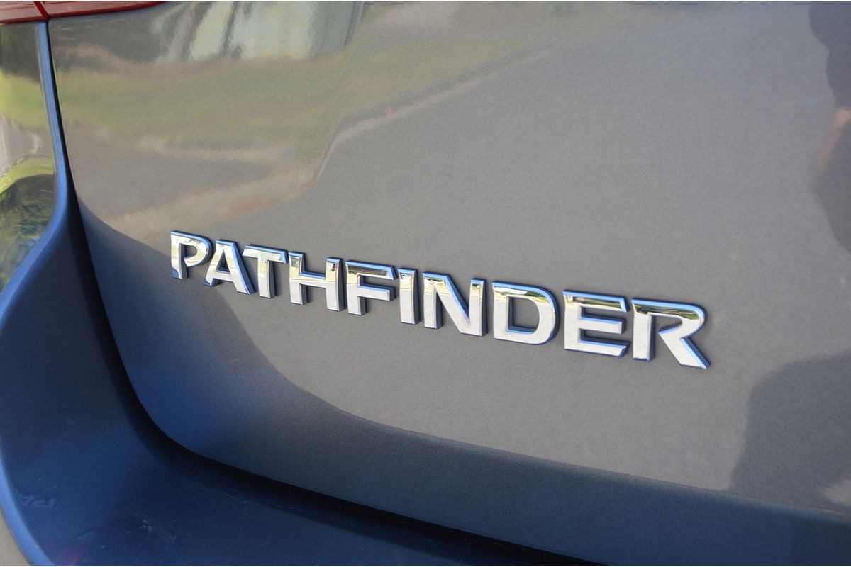 2019 Nissan Pathfinder ST-L R52 Series III