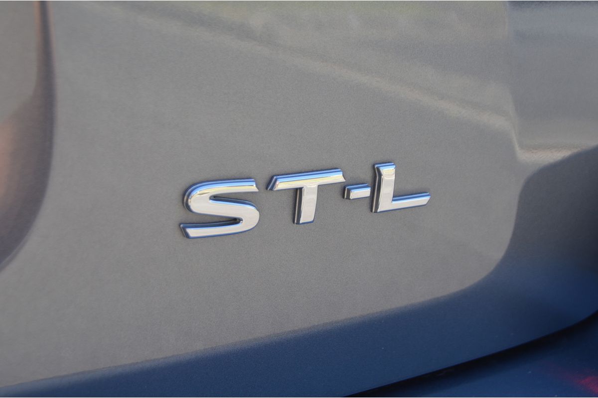 2019 Nissan Pathfinder ST-L R52 Series III
