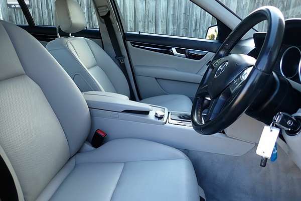 2011 Mercedes-Benz 200 BE W204 MY11