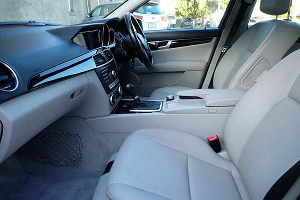 2011 Mercedes-Benz 200 BE W204 MY11