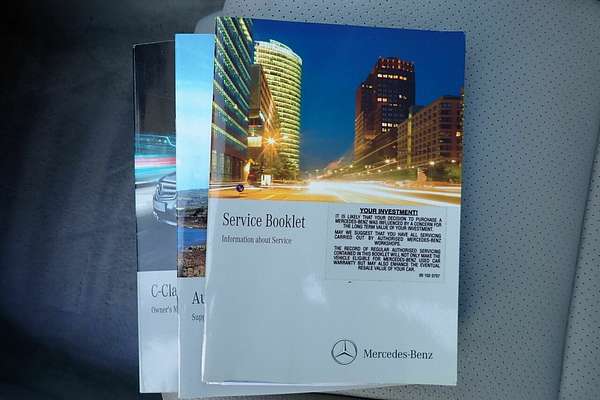 2011 Mercedes-Benz 200 BE W204 MY11