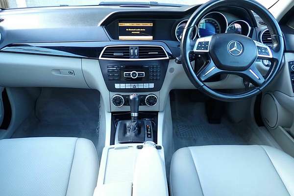 2011 Mercedes-Benz 200 BE W204 MY11