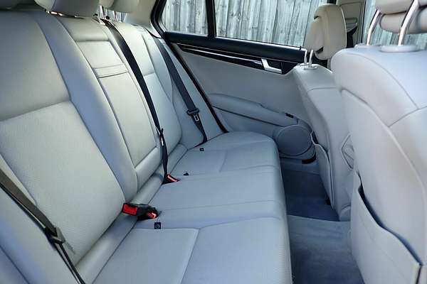 2011 Mercedes-Benz 200 BE W204 MY11