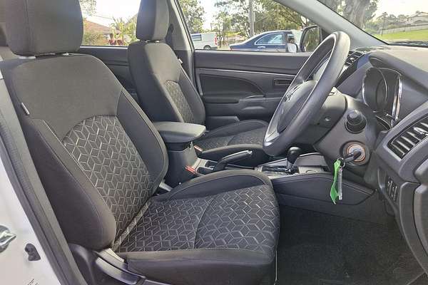 2023 Mitsubishi ASX ES XD
