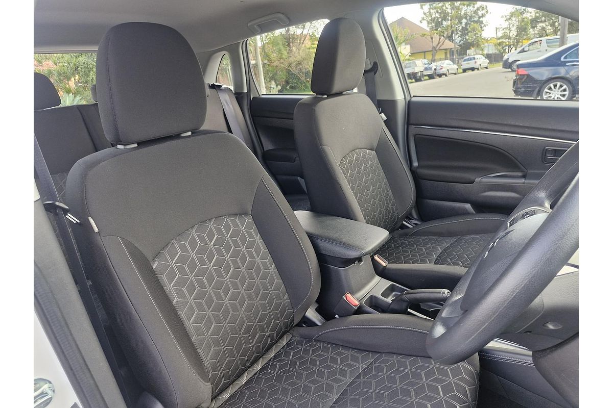 2023 Mitsubishi ASX ES XD