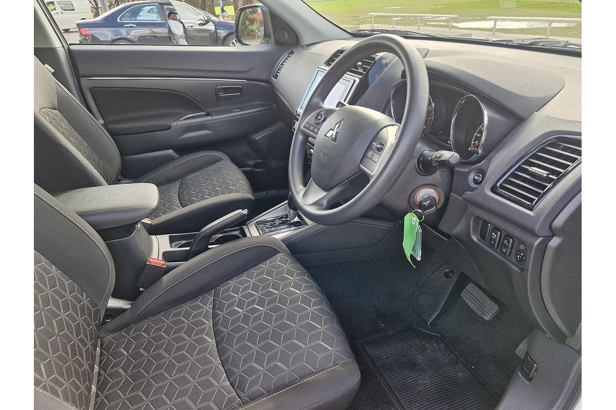 2023 Mitsubishi ASX ES XD