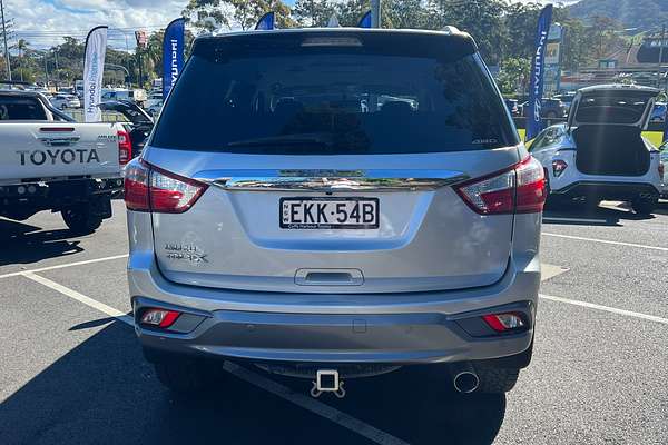 2020 Isuzu MU-X LS-T