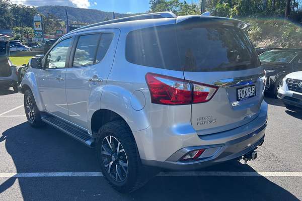 2020 Isuzu MU-X LS-T