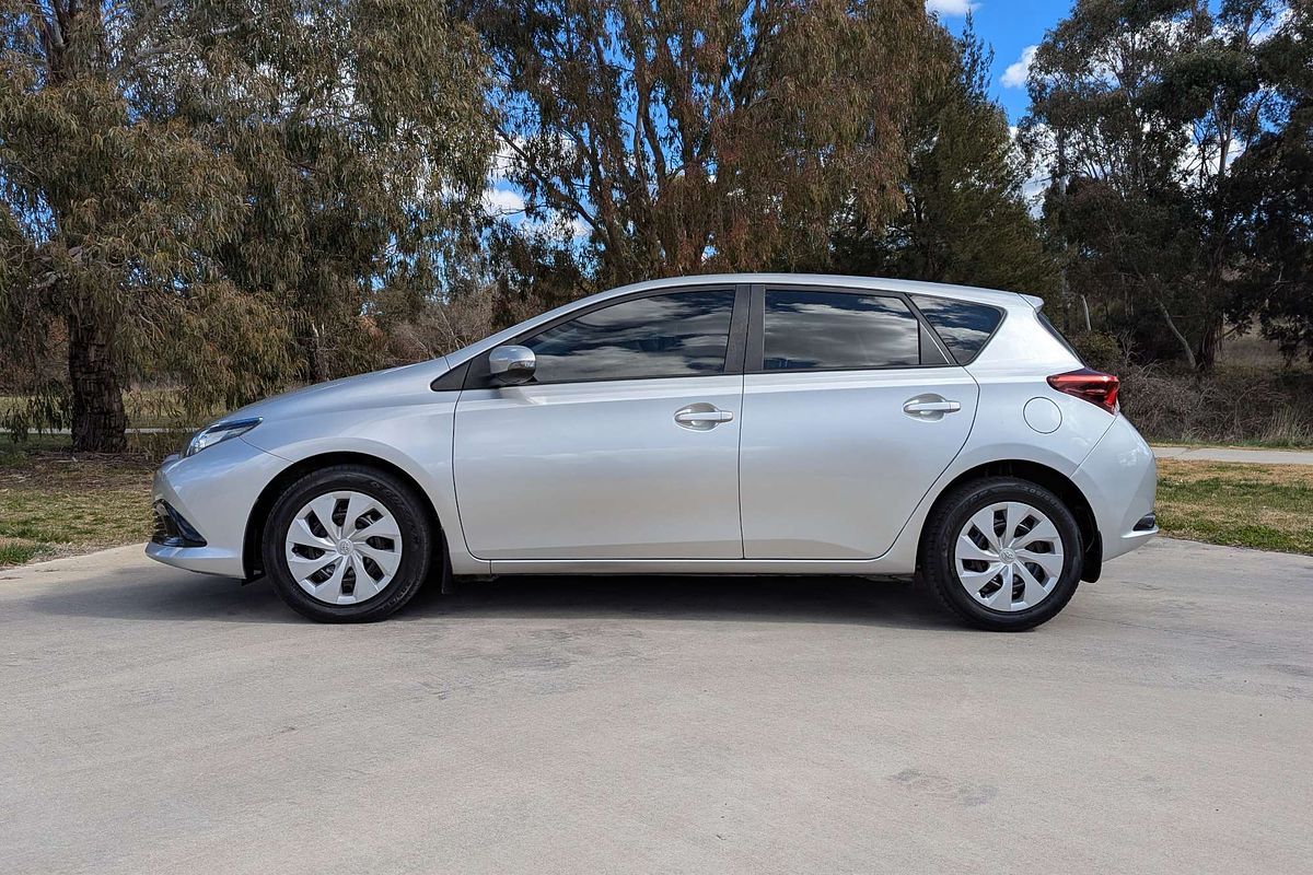 2015 Toyota Corolla Ascent ZRE182R