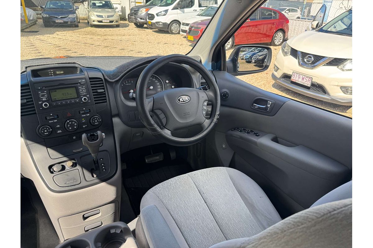 2010 Kia Carnival S VQ
