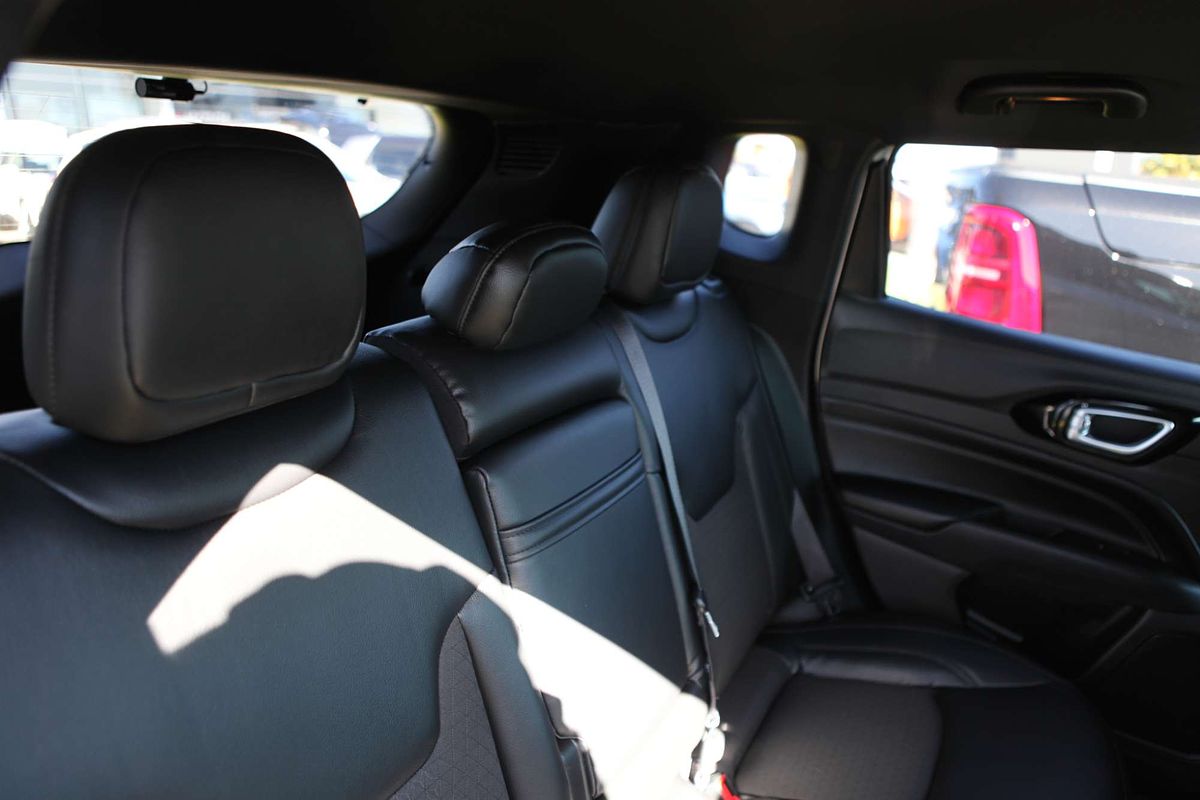 2022 Jeep Compass Night Eagle M6