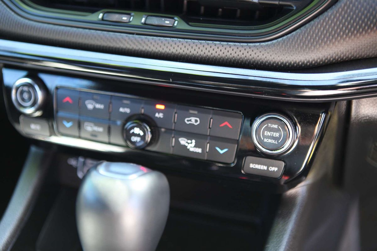 2022 Jeep Compass Night Eagle M6