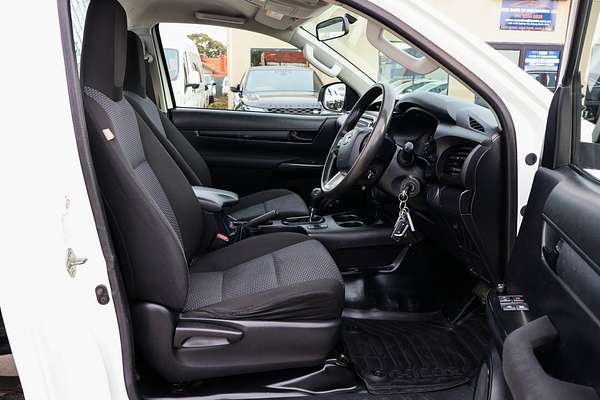 2016 Toyota Hilux Workmate TGN121R Rear Wheel Drive
