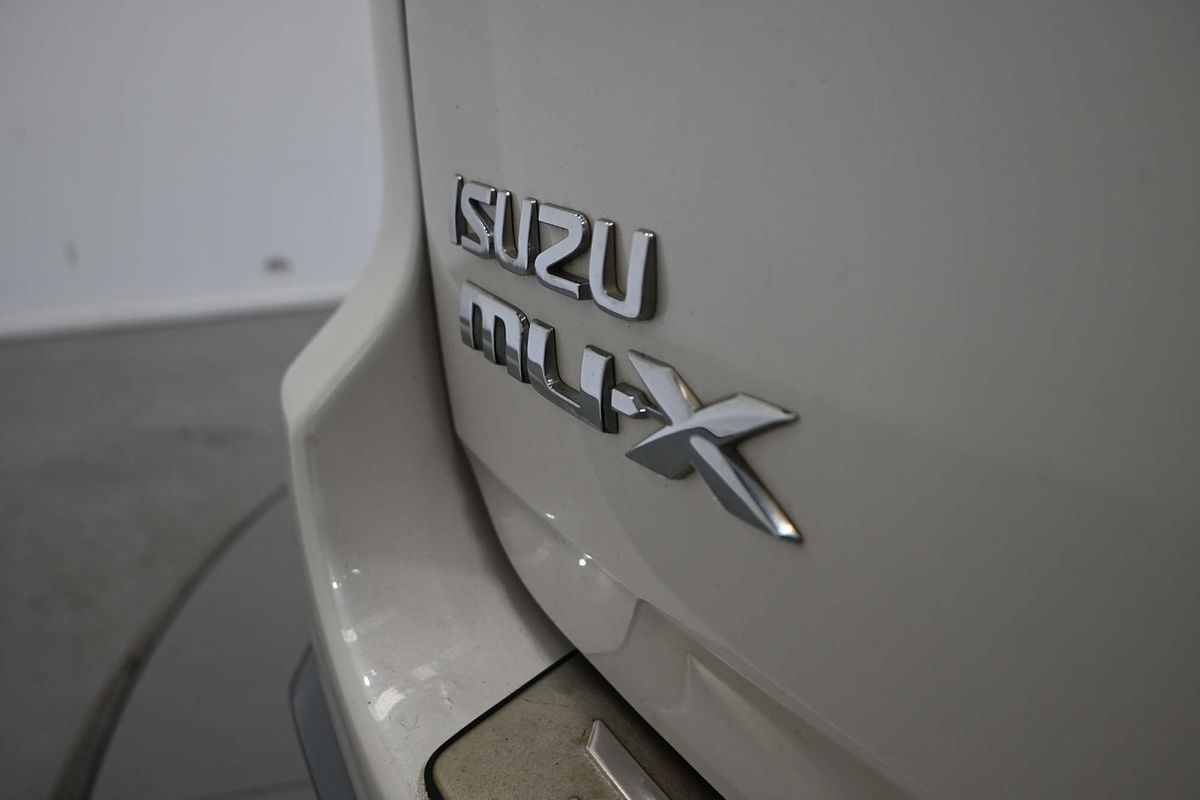 2019 Isuzu MU-X LS-T