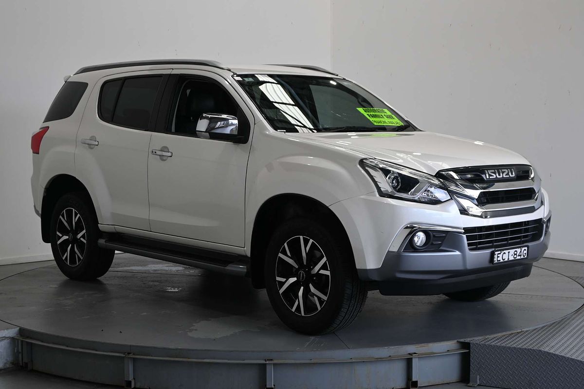 2019 Isuzu MU-X LS-T
