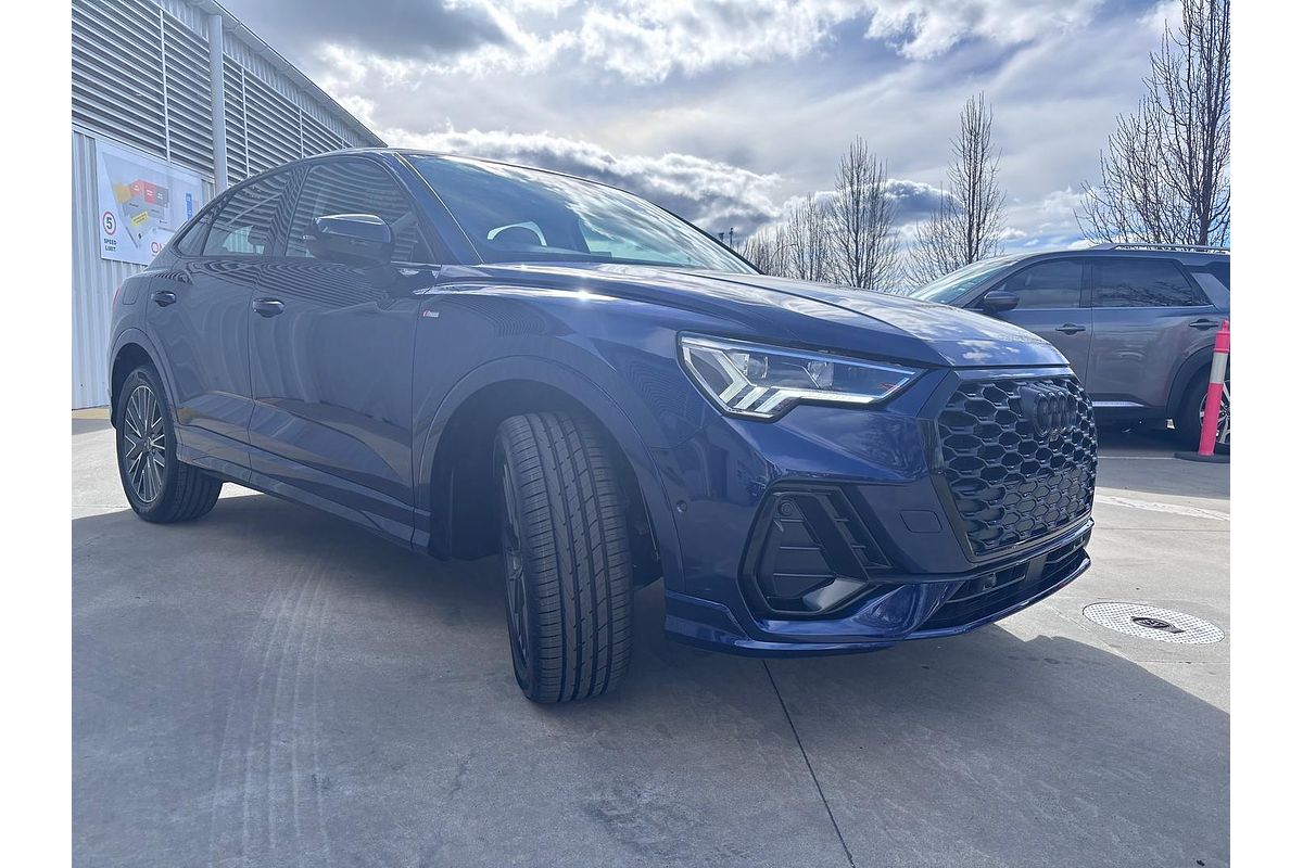 2025 Audi Q3 35 TFSI S line edition F3