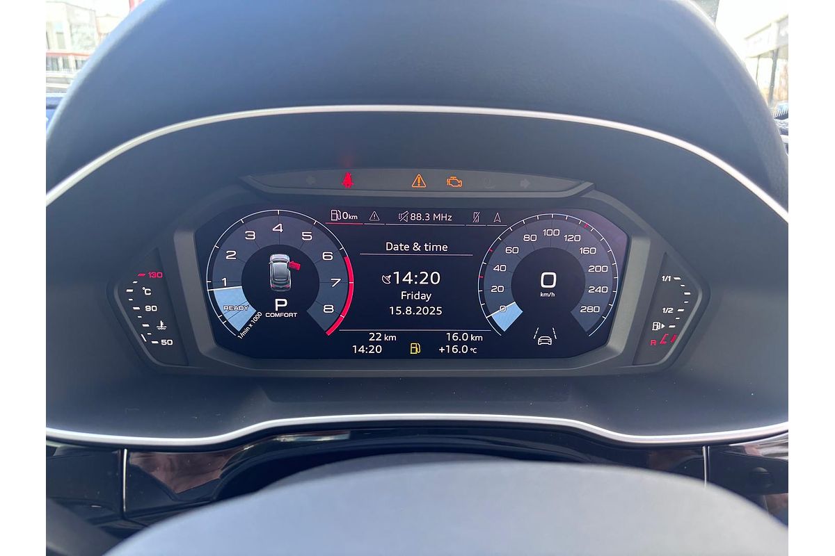 2025 Audi Q3 35 TFSI S line edition F3