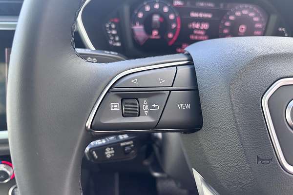 2025 Audi Q3 35 TFSI S line edition F3