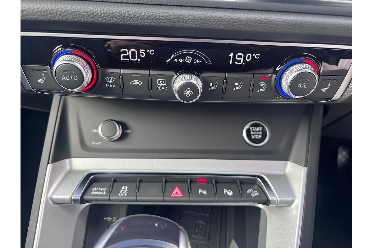 2025 Audi Q3 35 TFSI S line edition F3