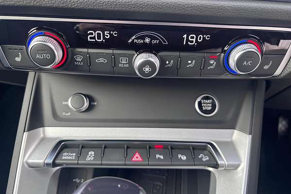 2025 Audi Q3 35 TFSI S line edition F3