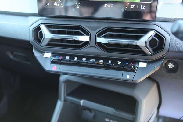 2025 Renault Duster Techno X1311