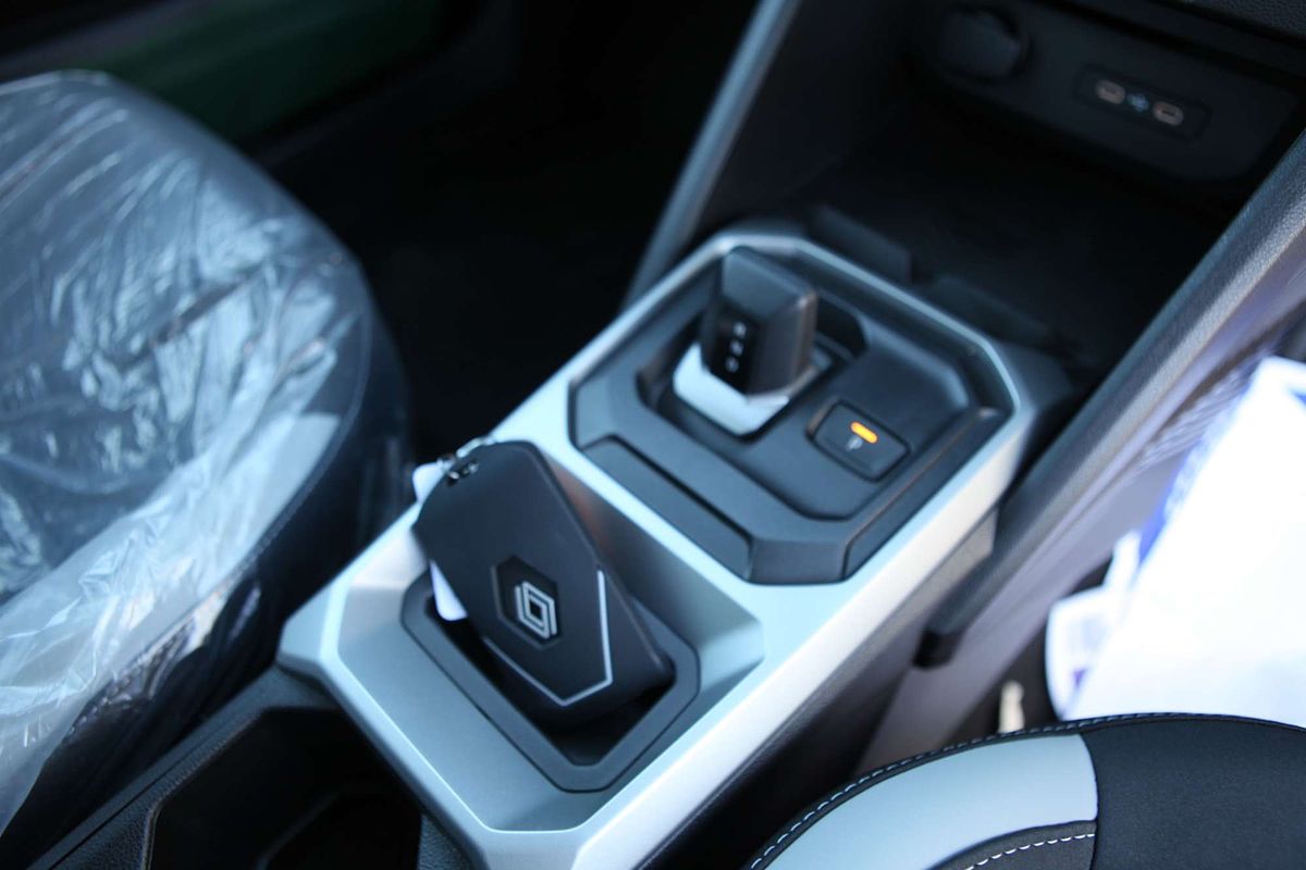2025 Renault Duster Techno X1311