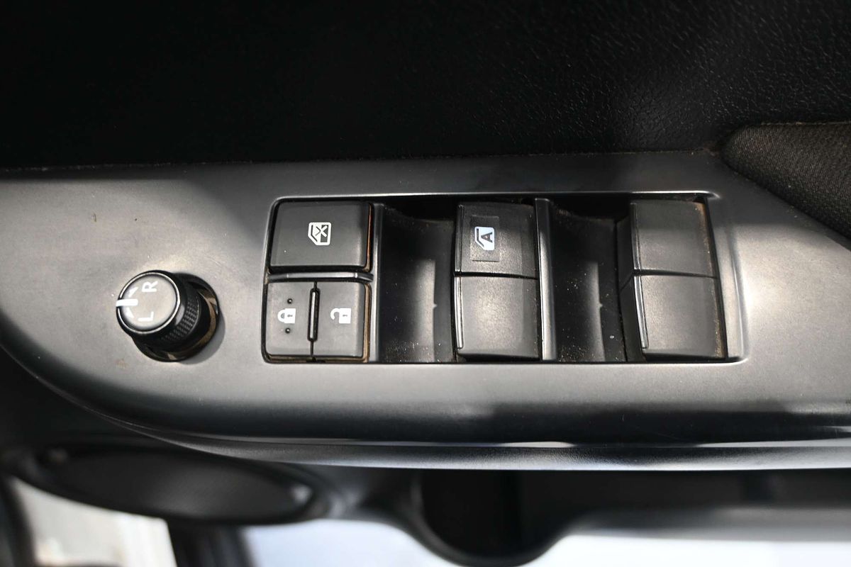 2023 Toyota Hilux SR GUN126R 4X4