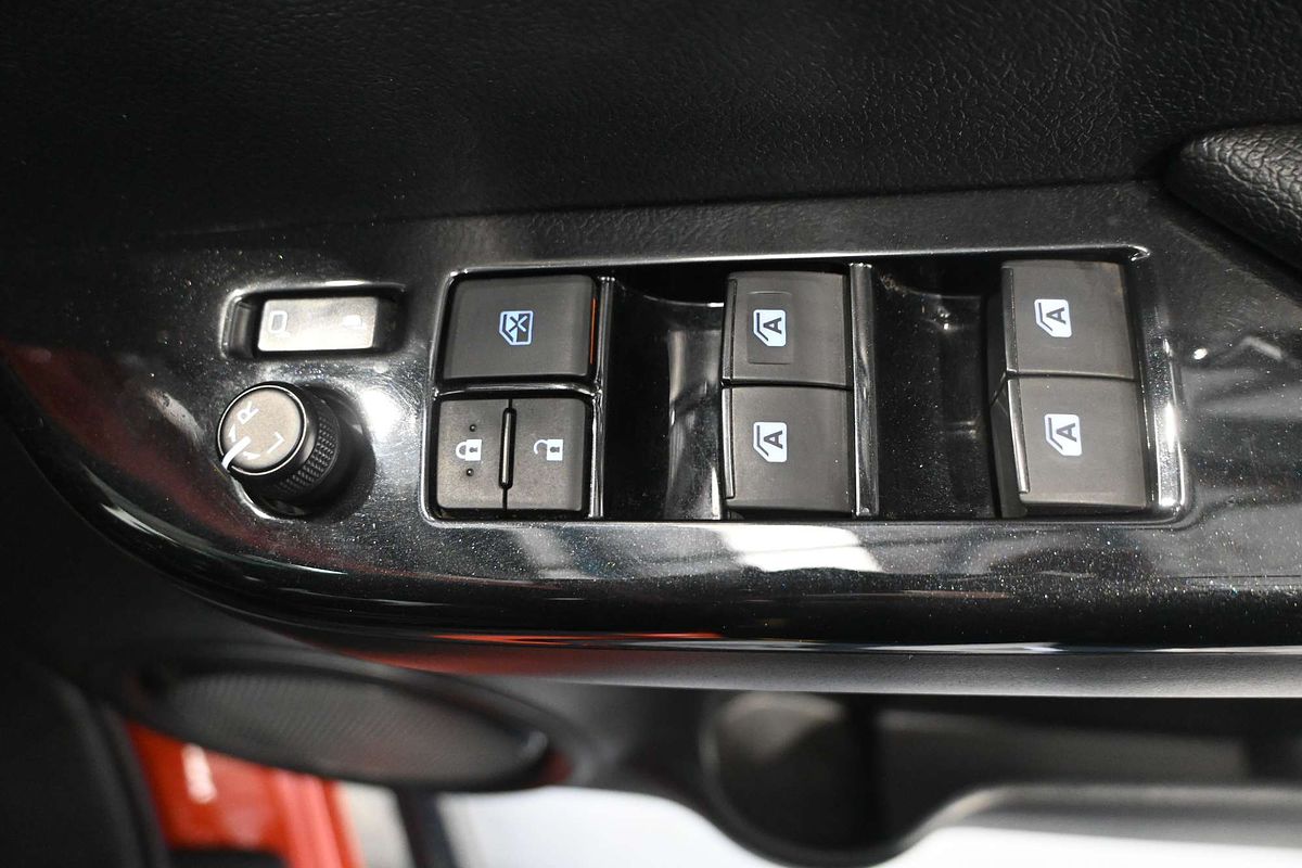 2020 Toyota Hilux RUGGED X (4x4) GUN126R MY19 UPGRADE 4X4
