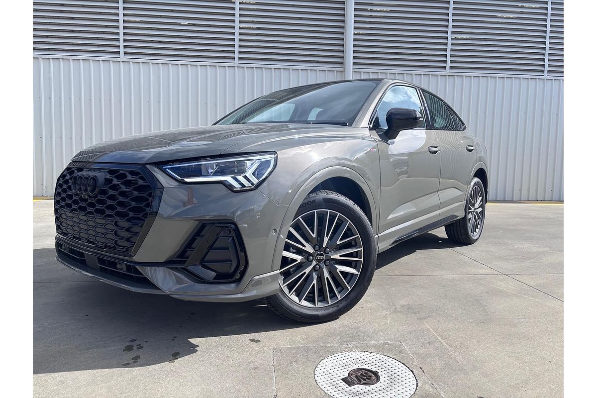 2025 Audi Q3 35 TFSI S line edition F3